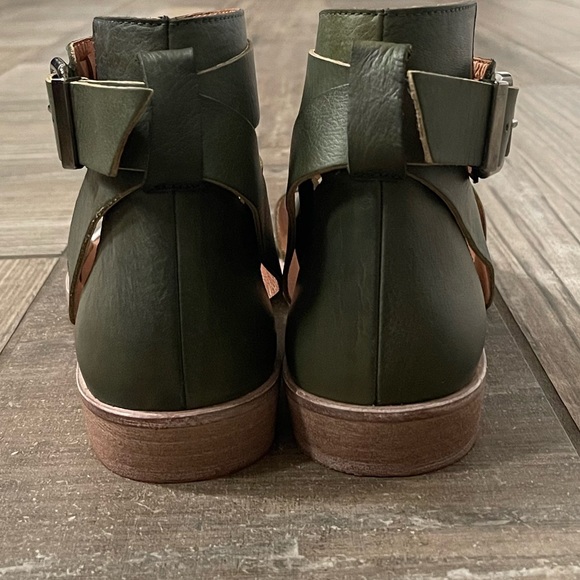 💖💖Free People Vale Bootie Sandals in khaki, green sz 10 - Picture 7 of 9